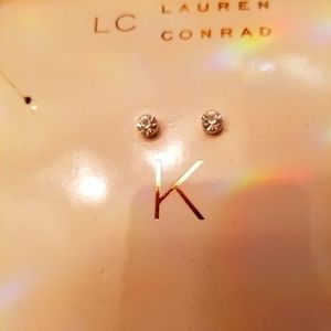 Women's Stud Earrings NIB